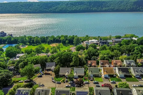 25 Jody Lane Yonkers NY 10701