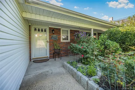 25 Jody Lane Yonkers NY 10701
