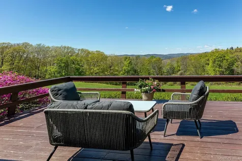 523 Breezy Hill Road Hillsdale NY 12529