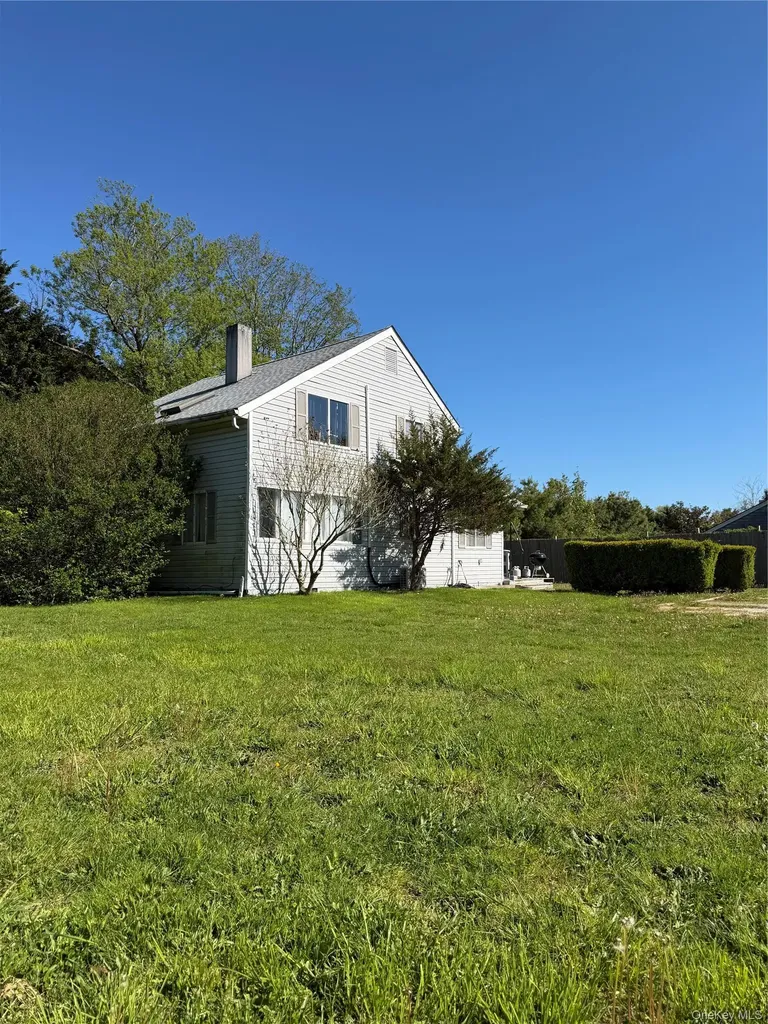248 County Road 39 Southampton NY 11968