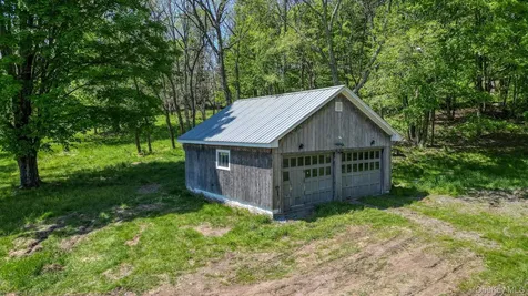 75 Stafford Road Swan Lake NY 12783