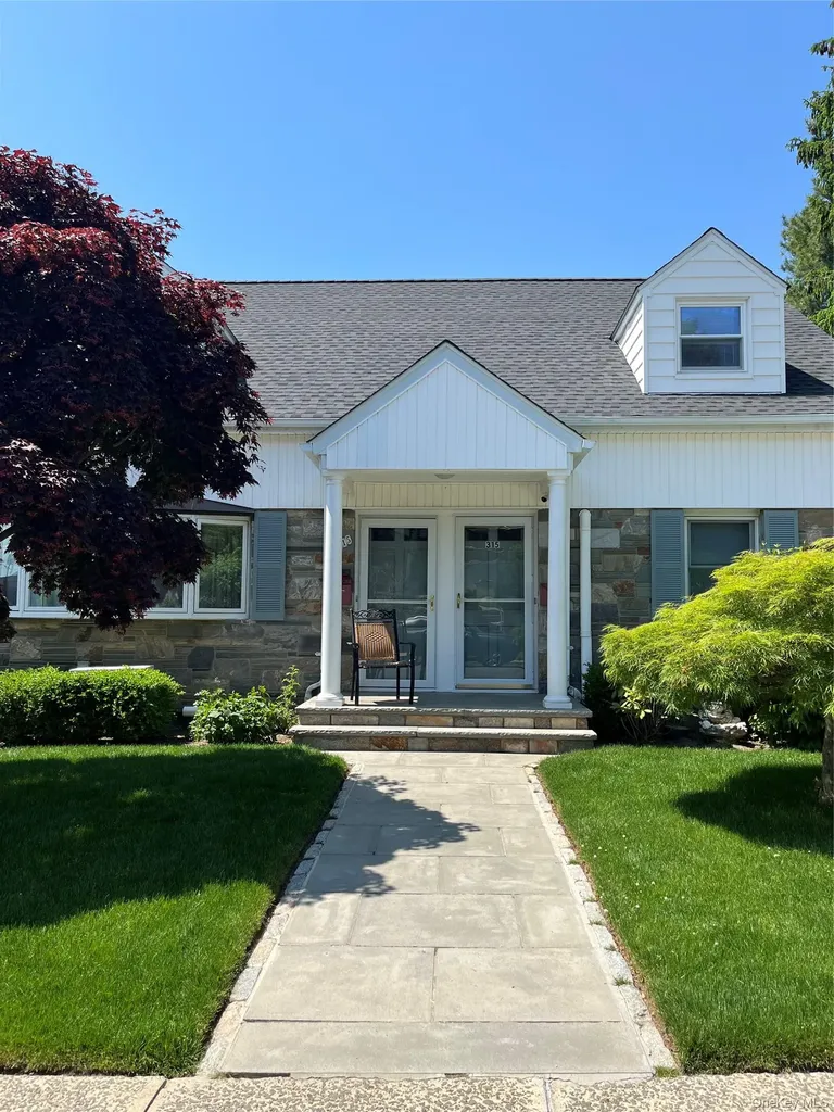 315 Gainsborg Avenue E West Harrison NY 10604