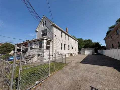 2910 Baisley Avenue Bronx NY 10461