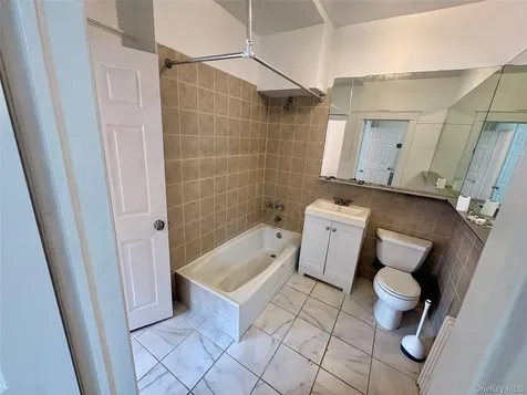 2910 Baisley Avenue Bronx NY 10461