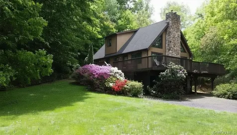 5 Picardi Court Wappingers Falls NY 12590