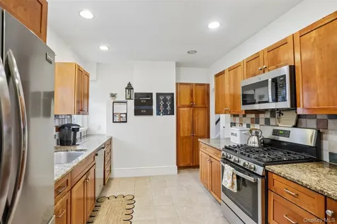 75 Chestnut Avenue Pelham NY 10803