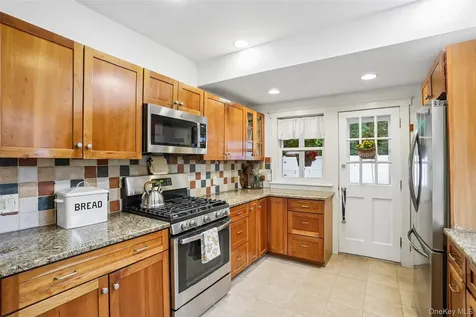 75 Chestnut Avenue Pelham NY 10803