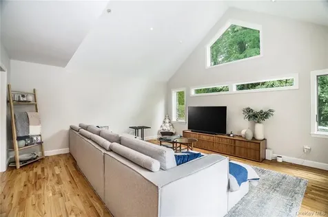 4 Parkfield Road Scarsdale NY 10583
