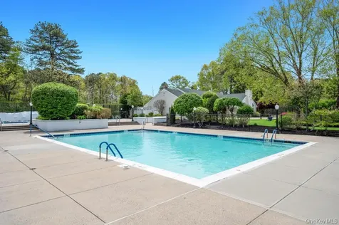 194 Gothic Circle Manorville NY 11949