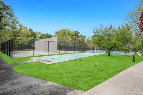 194 Gothic Circle Manorville NY 11949