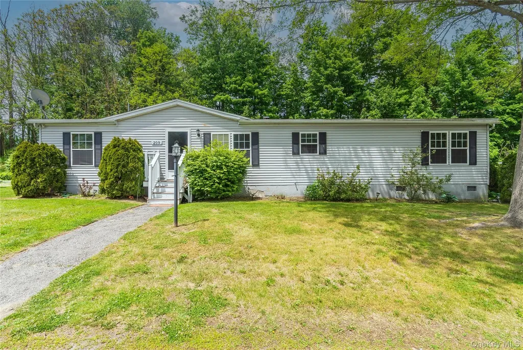 209 Wood Hollow Road Hopewell Junction NY 12533