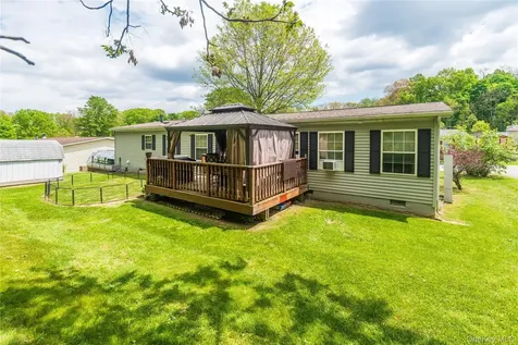 209 Wood Hollow Road Hopewell Junction NY 12533