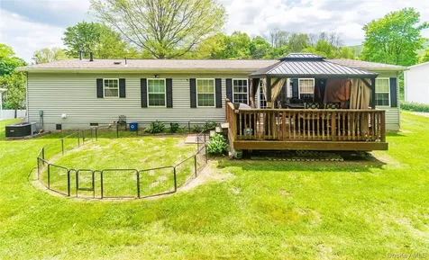209 Wood Hollow Road Hopewell Junction NY 12533