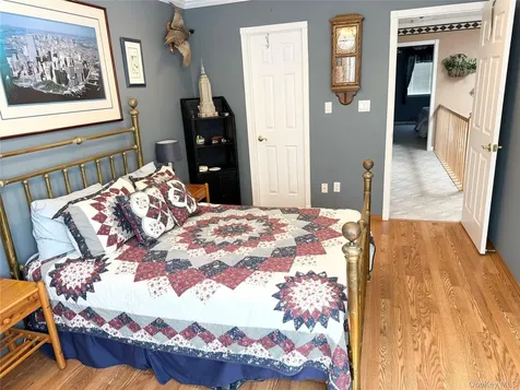 251 Barn Swallow Court Manorville NY 11949