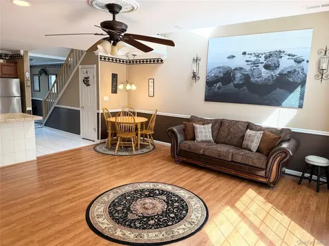 251 Barn Swallow Court Manorville NY 11949