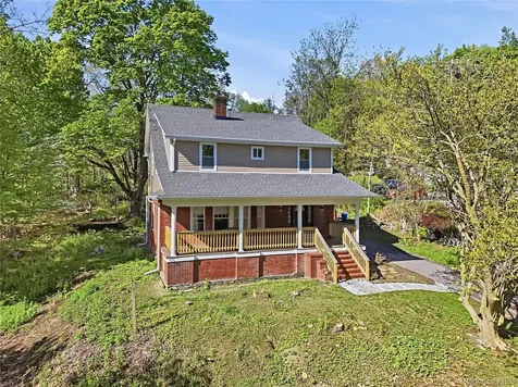 24 Summit Avenue Harriman NY 10926
