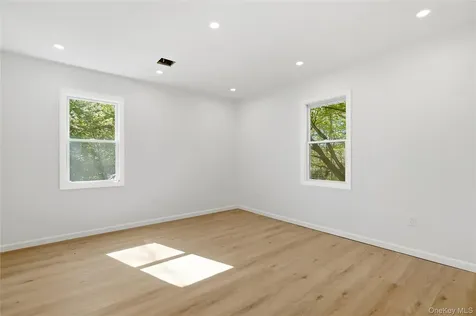 24 Summit Avenue Harriman NY 10926