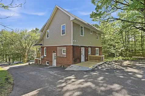 24 Summit Avenue Harriman NY 10926