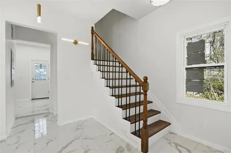 24 Summit Avenue Harriman NY 10926