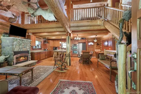 25 Cauthers Road Fallsburg NY 12733