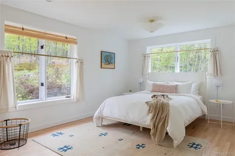 1 Van Buren Drive Hillsdale NY 12516