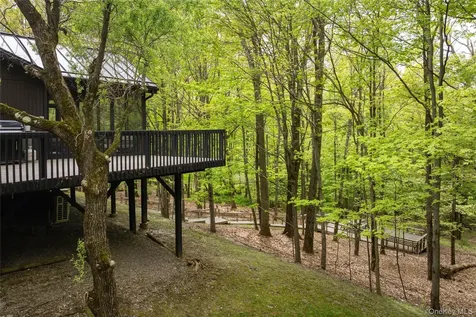 1 Van Buren Drive Hillsdale NY 12516