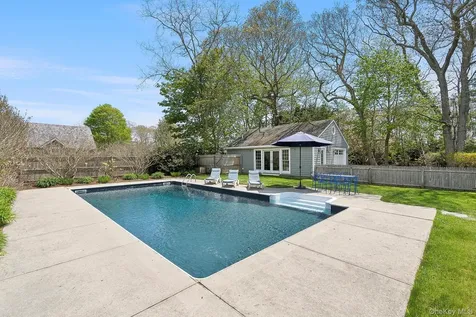 24 Baycrest Avenue Westhampton NY 11977