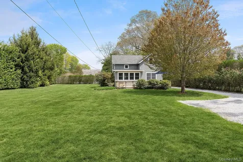24 Baycrest Avenue Westhampton NY 11977