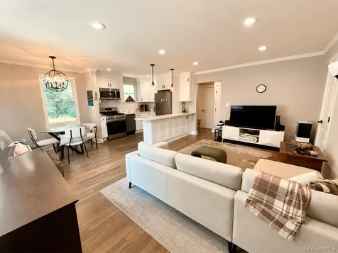 54 Glen Keith Road Glen Cove NY 11542