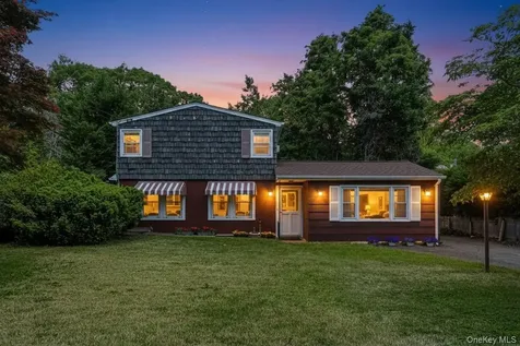 28 Cross Street Locust Valley NY 11560