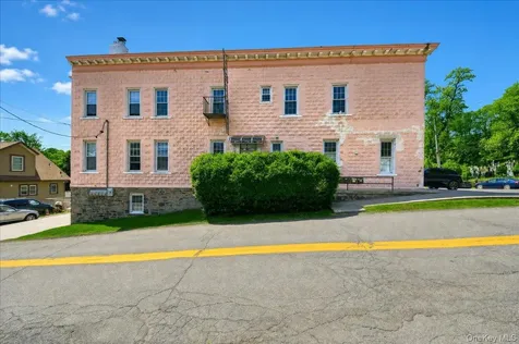 208 Tompkins Road Yonkers NY 10703