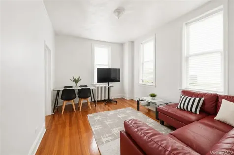 208 Tompkins Road Yonkers NY 10703