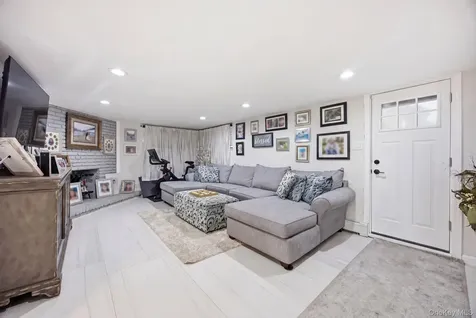 1700 White Street North Bellmore NY 11710