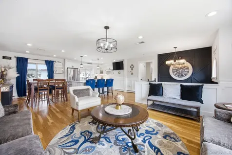 1700 White Street North Bellmore NY 11710