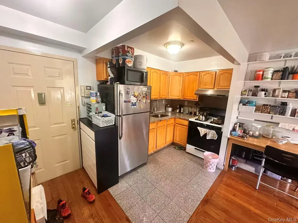 35-06 Leavitt Street Flushing NY 11354