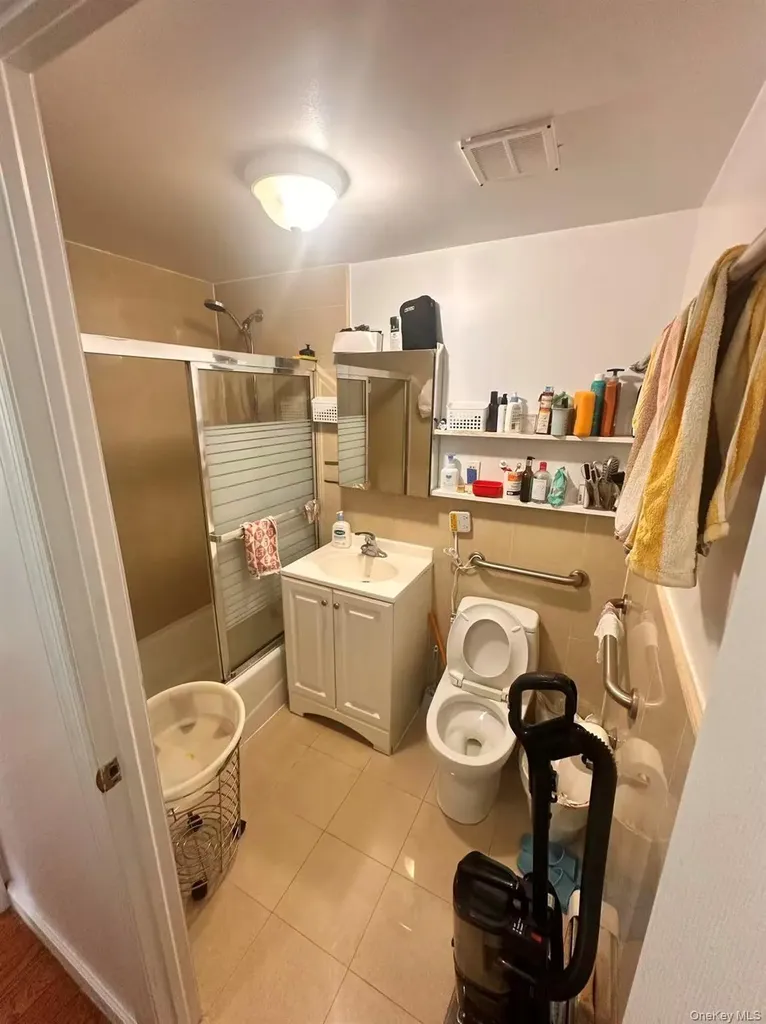 35-06 Leavitt Street Flushing NY 11354