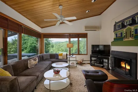 2 Cannon Hill Road Tuxedo Park NY 10987