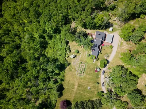 2 Cannon Hill Road Tuxedo Park NY 10987