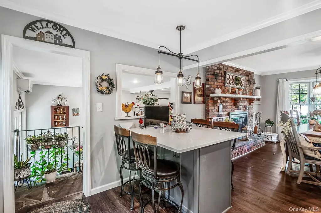53 Mobrey Lane Smithtown NY 11787