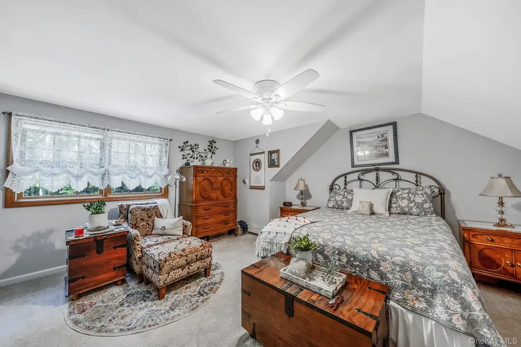 53 Mobrey Lane Smithtown NY 11787