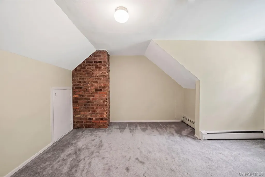 53 Mobrey Lane Smithtown NY 11787