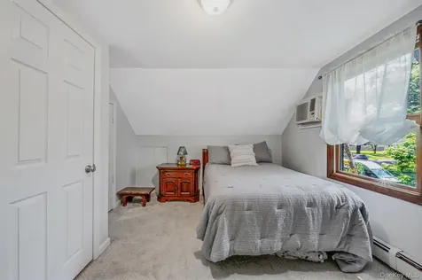 53 Mobrey Lane Smithtown NY 11787