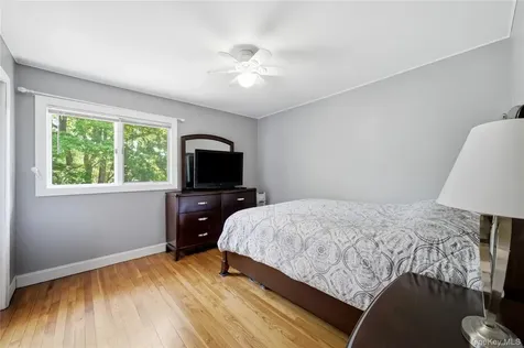6 Paula Street East Northport NY 11731