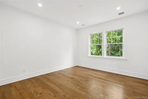159 Lincoln Street Garden City NY 11530