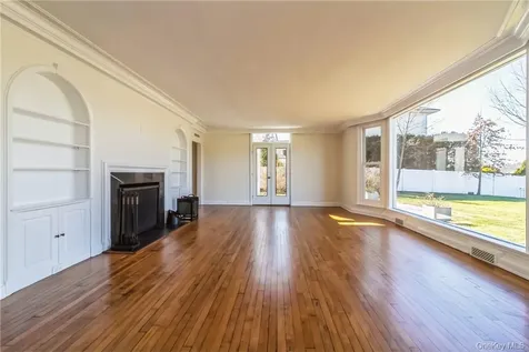 632 Shore Acres Drive Mamaroneck NY 10543