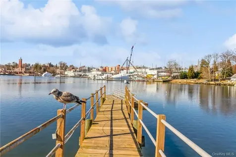 632 Shore Acres Drive Mamaroneck NY 10543