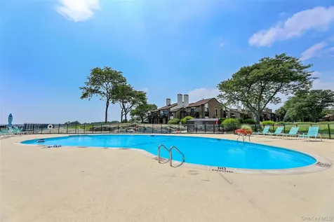 54 Waters Edge Rye NY 10580