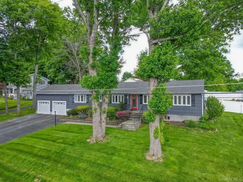 4 Foxey Lane Mahopac NY 10541
