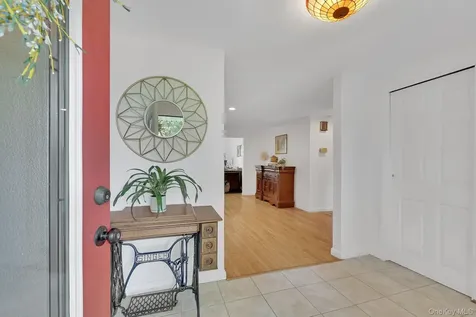 4 Foxey Lane Mahopac NY 10541
