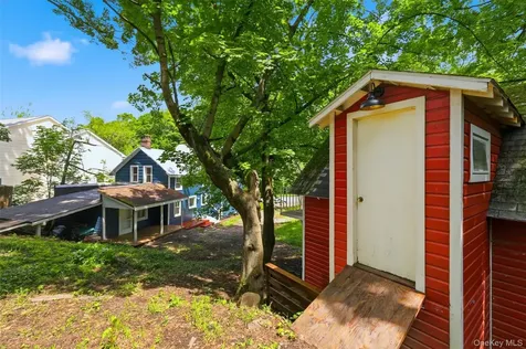 67 Kelly Street Rhinecliff NY 12574